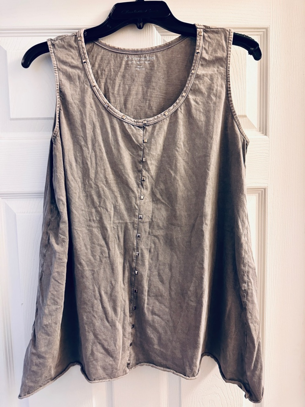 Soft Surroundings Taupe Button-Front Sleeveless Tank